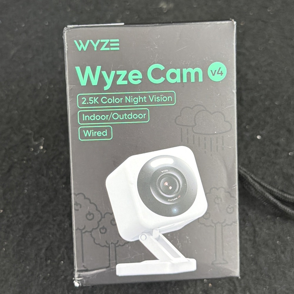 Wyze Cam v4 - 2.5K QHD Indoor/Outdoor WiFi Smart Security Camera